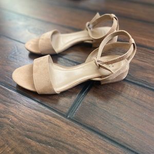 Nude sandal